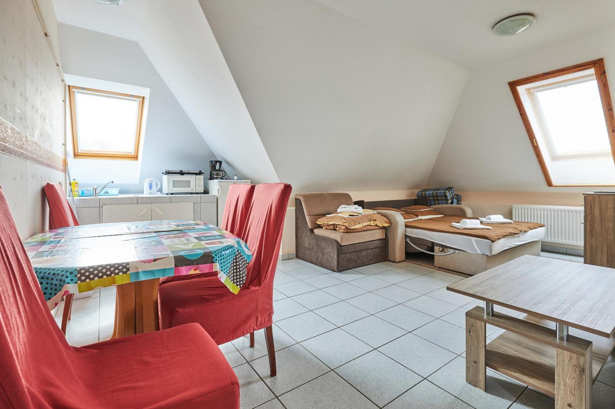 Ada Apartmanhaz Hajduszoboszlo Exterior photo
