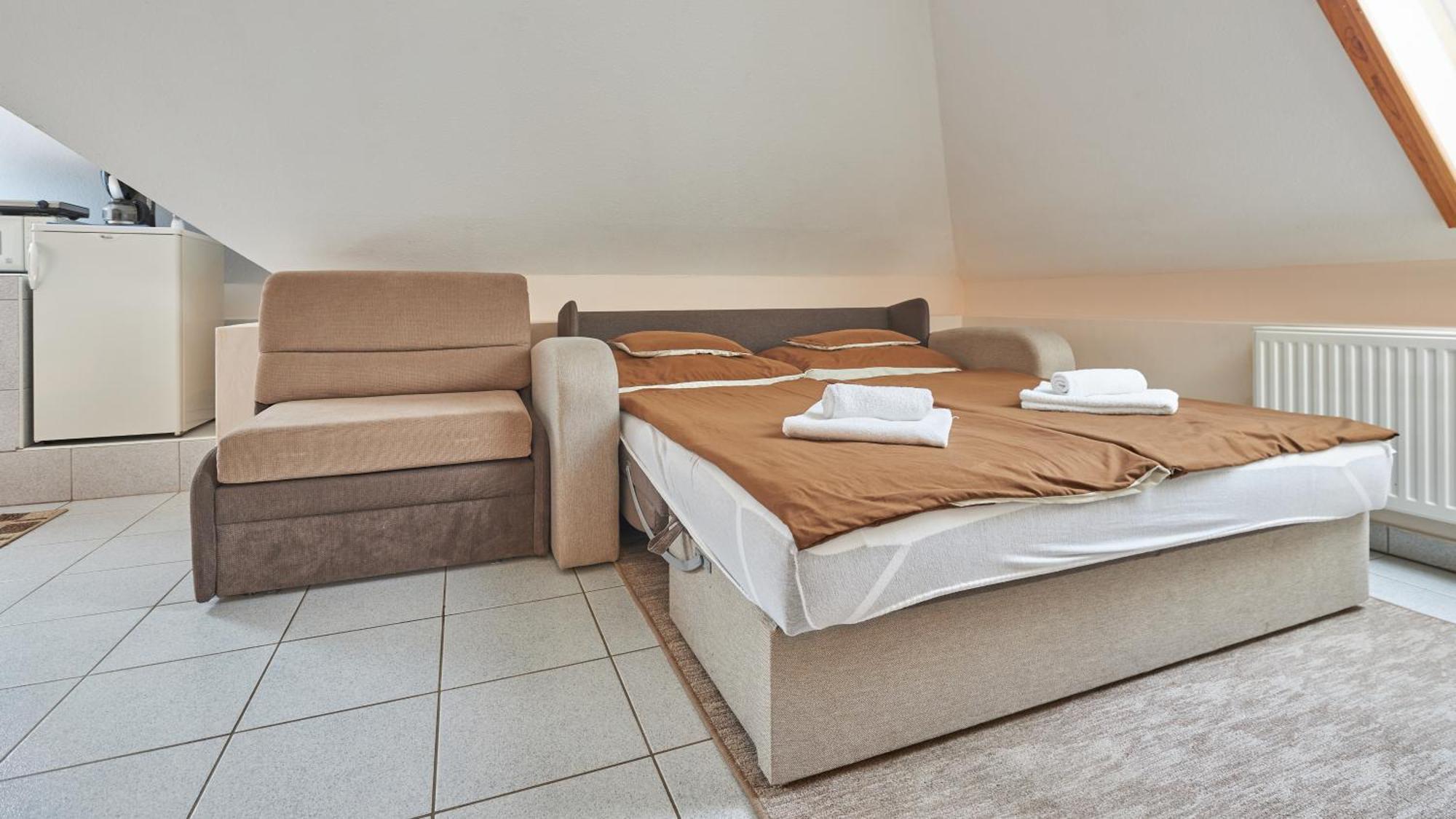 Ada Apartmanhaz Hajduszoboszlo Exterior photo
