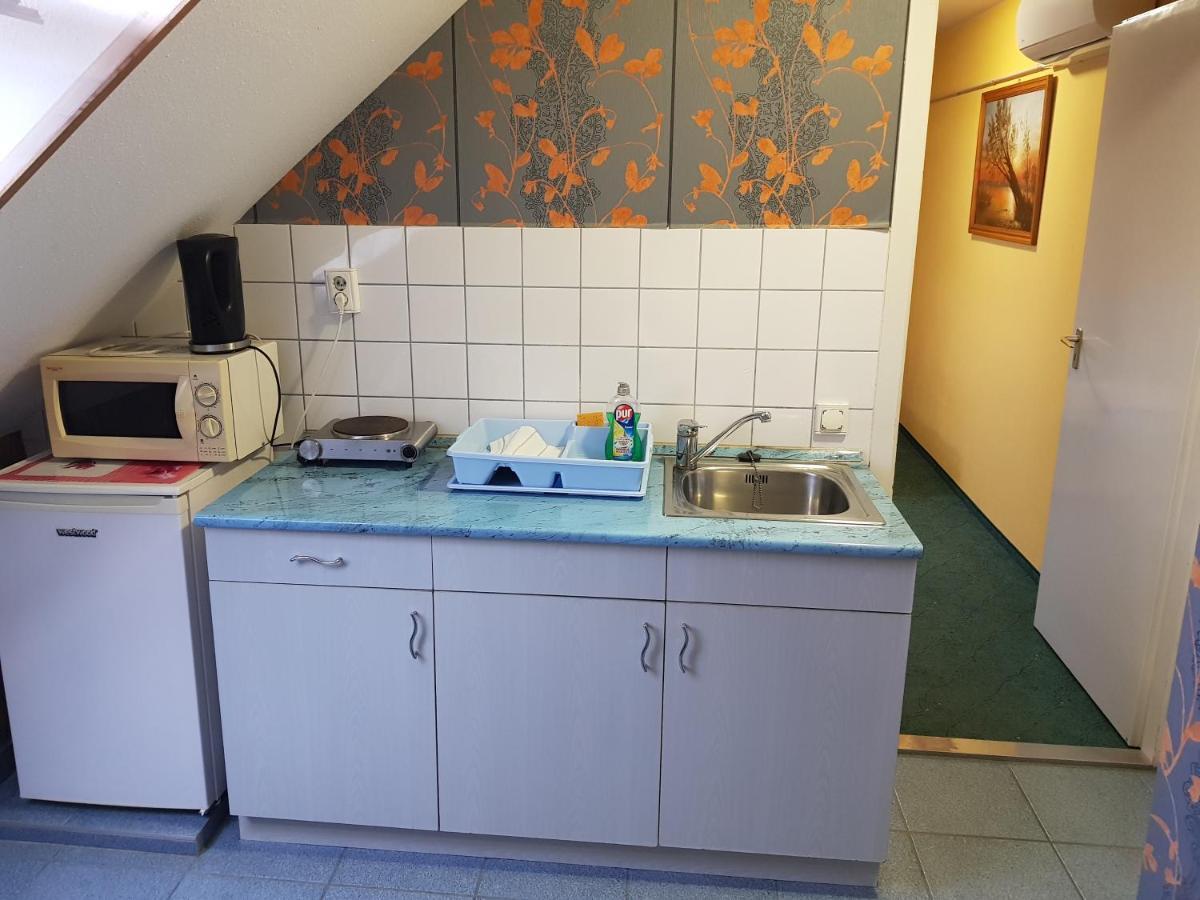 Ada Apartmanhaz Hajduszoboszlo Exterior photo